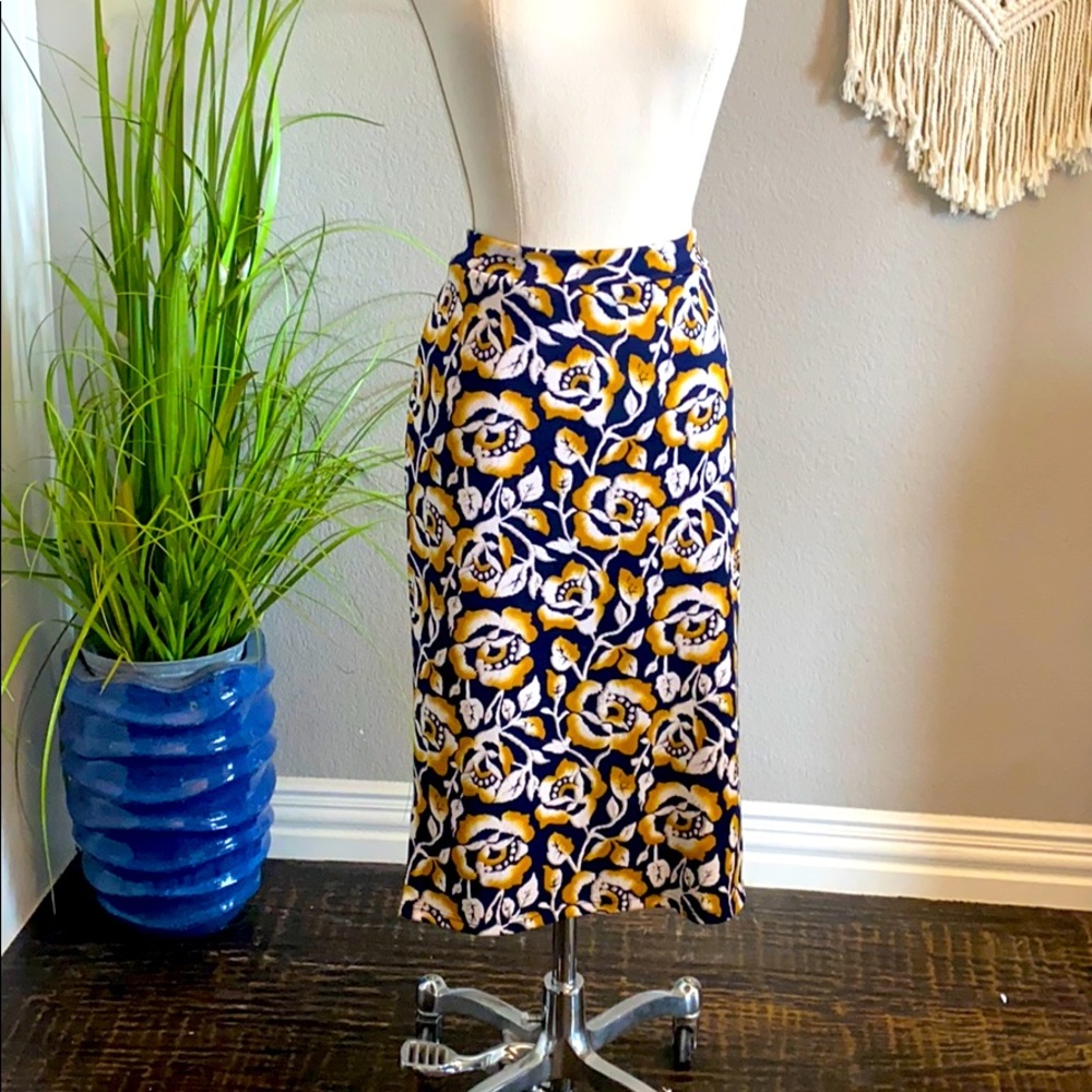 Gold & blue pencil skirt